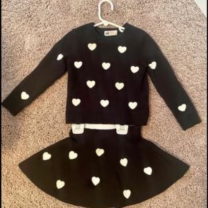 Heart skirt and sweater size 2-4 h&m